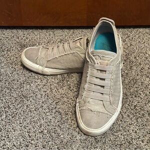 Blowfish Sneakers Tan Beige Slip On Shoes 8 Distressed